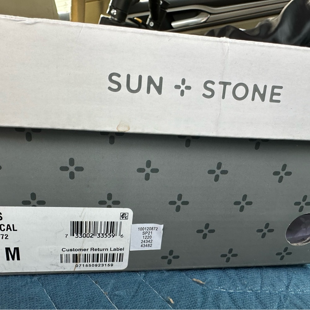 Sun + Stone Men’s Slip On Casual Sneakers Reins Tropical Canvas - Picture 2 of 3
